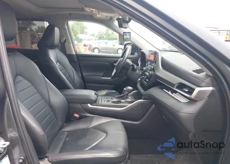 2021 Toyota Highlander Xle from USA, damaged, VIN 5TDGZRBHXMS547078